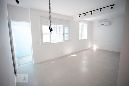 Apartamento para alugar com 78m², 2 quartos e sem vagaSala/Cozinha