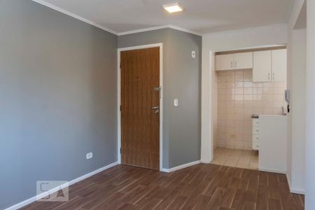Sala de kitnet/studio para alugar com 1 quarto, 35m² em Bigorrilho, Curitiba