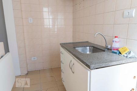 Cozinha de kitnet/studio para alugar com 1 quarto, 35m² em Bigorrilho, Curitiba