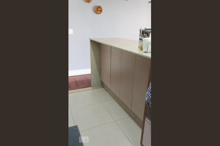Apartamento à venda com 72m², 2 quartos e 1 vagaCozinha