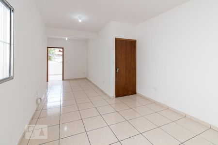 Sala de casa para alugar com 3 quartos, 125m² em Jardim Santa Cecília, Guarulhos
