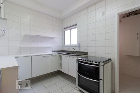 Apartamento à venda com 135m², 4 quartos e 2 vagas Apartamento à venda com 135m², 4 quartos e 2 vagasCozinha