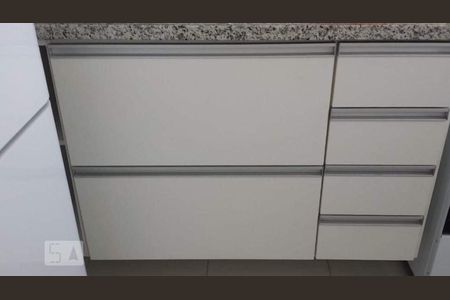 Cozinha de apartamento para alugar com 2 quartos, 55m² em São Francisco Xavier, Rio de Janeiro