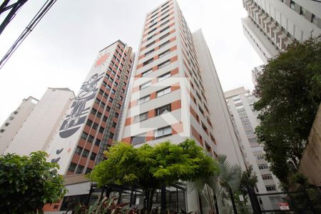 Apartamento à venda com 48m², 1 quarto e 1 vaga Apartamento à venda com 48m², 1 quarto e 1 vagaFachada