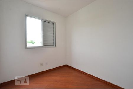 Quarto 1 de apartamento para alugar com 3 quartos, 57m² em Vila Parque Jabaquara, São Paulo