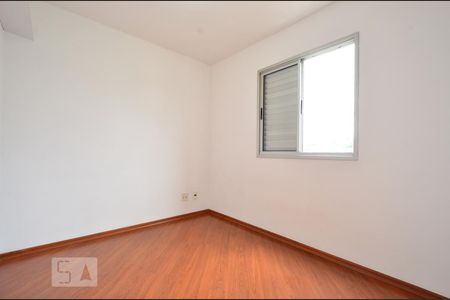 Apartamento à venda com 57m², 3 quartos e 1 vagaQuarto 2