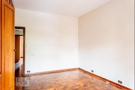 Quarto 1 de casa à venda com 2 quartos, 185m² em Vila Bertioga, São Paulo