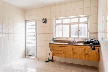 Casa à venda com 185m², 2 quartos e 1 vagaCozinha