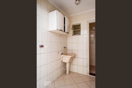 Casa à venda com 185m², 2 quartos e 1 vagaÁrea de Serviço