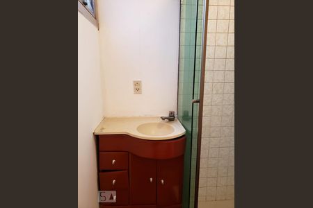 Banheiro de apartamento para alugar com 2 quartos, 68m² em Parque Residencial da Lapa, São Paulo