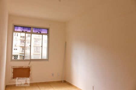 Quarto 1 de apartamento para alugar com 2 quartos, 70m² em Itanhangá, Rio de Janeiro