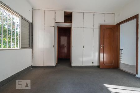 Casa à venda com 500m², 3 quartos e 6 vagasSuíte 3