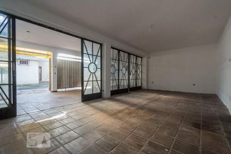 Casa à venda com 500m², 3 quartos e 6 vagasSalão de Festas