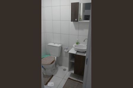Banheiro de kitnet/studio à venda com 1 quarto, 24m² em Vila Campanela, São Paulo