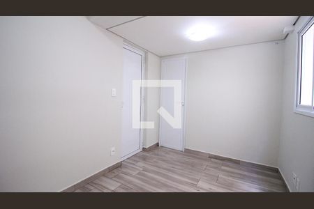 Suíte 1 de apartamento para alugar com 2 quartos, 85m² em Vila Alpina, São Paulo