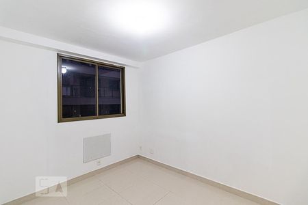 Apartamento para alugar com 85m², 2 quartos e 1 vagaQuarto