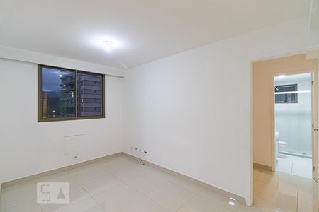 Apartamento para alugar com 85m², 2 quartos e 1 vagaSala