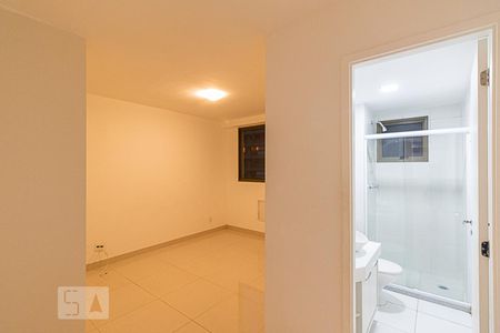 Apartamento para alugar com 85m², 2 quartos e 1 vagaSuíte