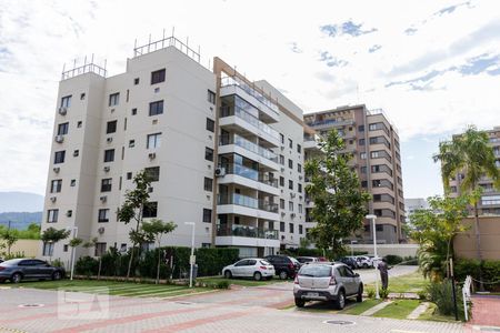 Apartamento para alugar com 85m², 2 quartos e 1 vagaFachada