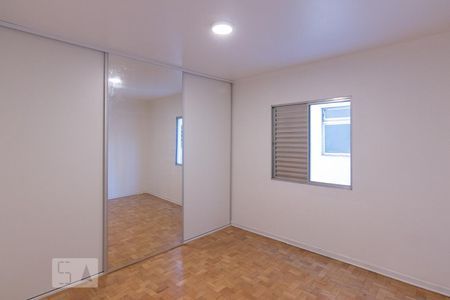 Quarto 1 de apartamento para alugar com 2 quartos, 75m² em Sumarezinho, São Paulo