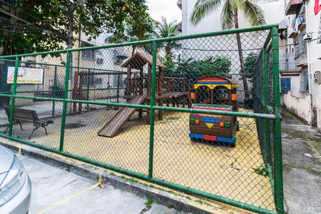 Apartamento à venda com 57m², 2 quartos e 1 vagaÁrea Comum - Playground