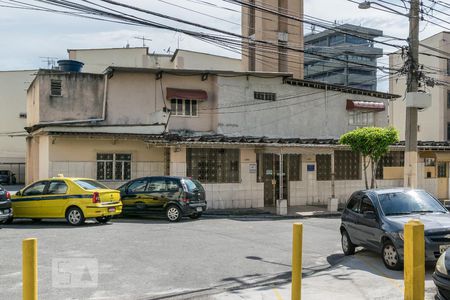 Apartamento à venda com 57m², 2 quartos e 1 vagaÁrea comum - Administração