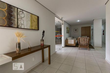 Apartamento à venda com 50m², 2 quartos e 1 vaga Apartamento à venda com 50m², 2 quartos e 1 vagaHall
