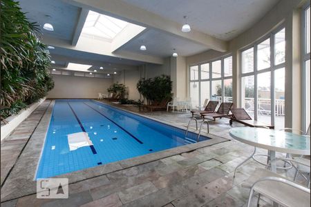 Apartamento à venda com 50m², 2 quartos e 1 vaga Apartamento à venda com 50m², 2 quartos e 1 vagaÁrea comum - Piscina