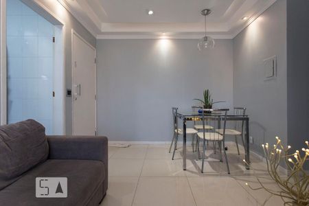 Apartamento à venda com 50m², 2 quartos e 1 vaga Apartamento à venda com 50m², 2 quartos e 1 vagaSala