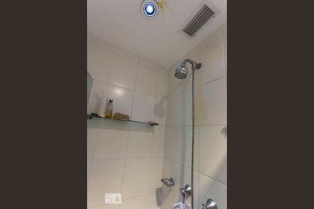 Apartamento à venda com 50m², 2 quartos e 1 vaga Apartamento à venda com 50m², 2 quartos e 1 vagaBanheiro