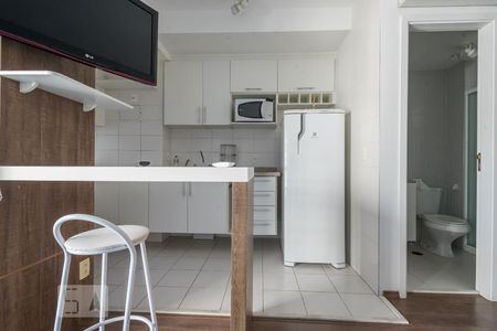 Quarto de kitnet/studio para alugar com 1 quarto, 32m² em Cidade Monções, São Paulo