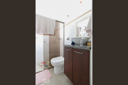 Casa à venda com 270m², 3 quartos e 2 vagasBanheiro da Suíte 1