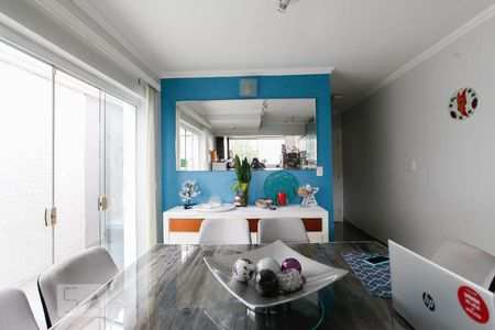 Casa à venda com 270m², 3 quartos e 2 vagasCopa