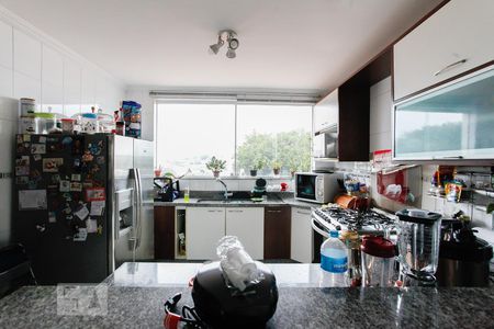 Casa à venda com 270m², 3 quartos e 2 vagasCozinha