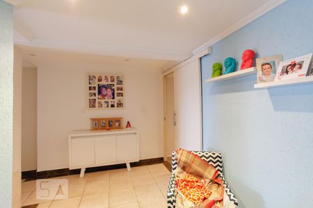 Casa à venda com 270m², 3 quartos e 2 vagasEscritório