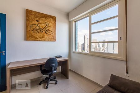 Quarto 1 de apartamento para alugar com 2 quartos, 52m² em Santa Efigênia, São Paulo