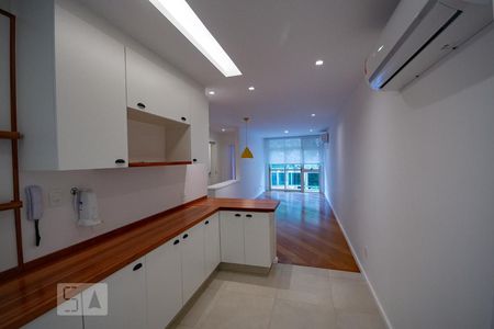 Cozinha de apartamento para alugar com 2 quartos, 80m² em Leblon, Rio de Janeiro
