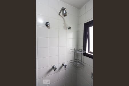 Banheiro Chuveiro de apartamento para alugar com 3 quartos, 82m² em Barra Funda, São Paulo