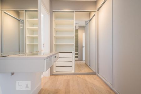 Apartamento para alugar com 213m², 3 quartos e 4 vagasCloset Suíte 3