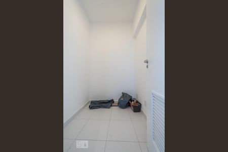 Quarto de Serviço de apartamento para alugar com 3 quartos, 213m² em Brooklin, São Paulo