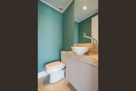 Apartamento para alugar com 213m², 3 quartos e 4 vagasLavabo
