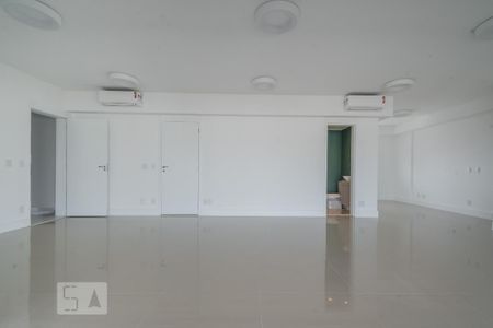 Apartamento para alugar com 213m², 3 quartos e 4 vagasSala