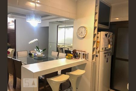 Apartamento à venda com 114m², 3 quartos e 2 vagasCozinha