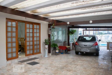 Casa à venda com 340m², 5 quartos e 6 vagasVARANDA SALA