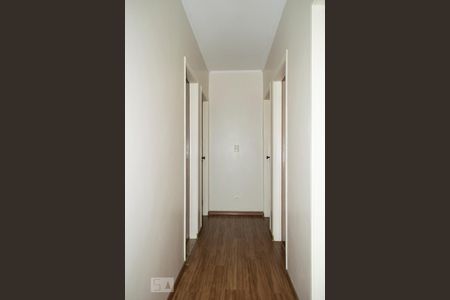 Casa à venda com 340m², 5 quartos e 6 vagasHALL