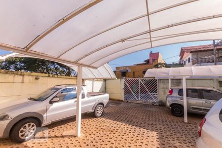 Garagem de apartamento para alugar com 2 quartos, 50m² em Floramar, Belo Horizonte
