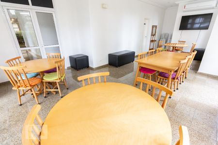 Apartamento à venda com 200m², 2 quartos e 3 vagasSalão de Festa