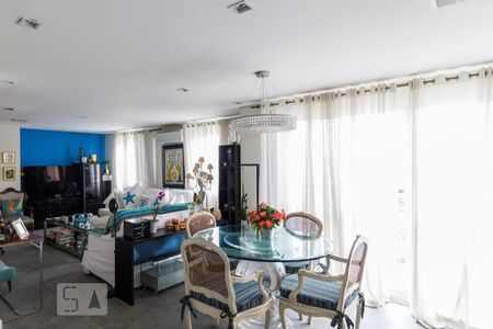 Apartamento à venda com 200m², 2 quartos e 3 vagasSala 02