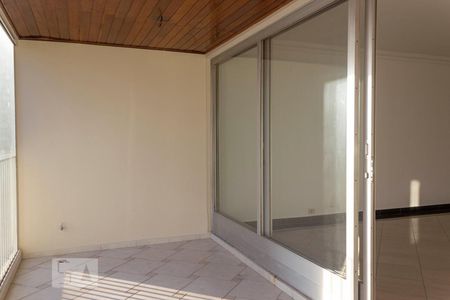 Apartamento à venda com 210m², 4 quartos e 2 vagasVaranda
