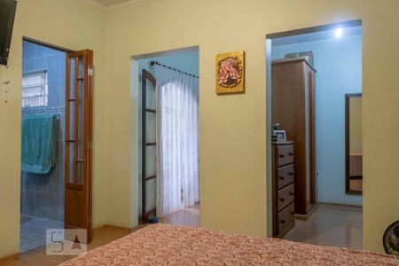 Casa à venda com 250m², 3 quartos e 3 vagasSuíte